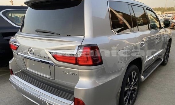 Buy Used Lexus LX 570 Silver Car in Al khuwair in al-Batinah Buy Used Lexus LX 570 Silver Car in Al khuwair in al-Batinah