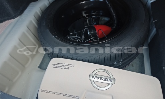 Buy Used Nissan Sunny White Car in Muscat in Masqat Buy Used Nissan Sunny White Car in Muscat in Masqat