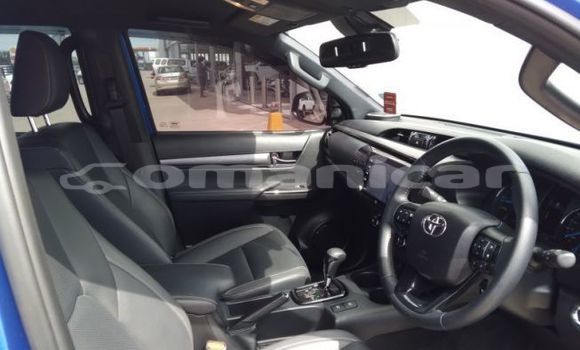 Buy Used Toyota Hilux Blue Car in as–Suwayq in al-Batinah Buy Used Toyota Hilux Blue Car in as–Suwayq in al-Batinah
