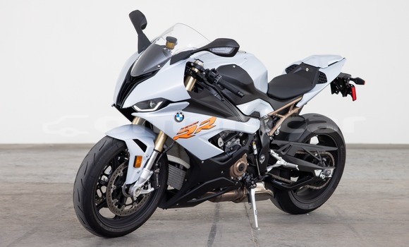 Buy Used BMW S 1000 White Bike in Muscat in Masqat Buy Used BMW S 1000 White Bike in Muscat in Masqat
