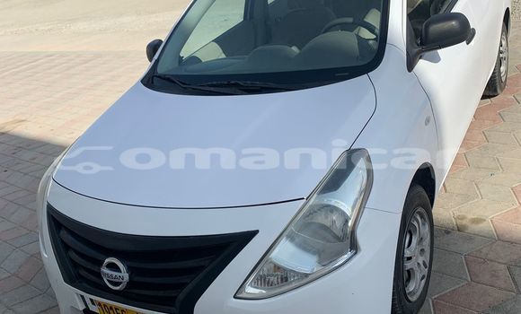 Buy Used Nissan Sunny White Car in Muscat in Masqat Buy Used Nissan Sunny White Car in Muscat in Masqat