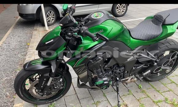 Buy Used Kawasaki Z 1000 Black Bike in Muscat in Masqat