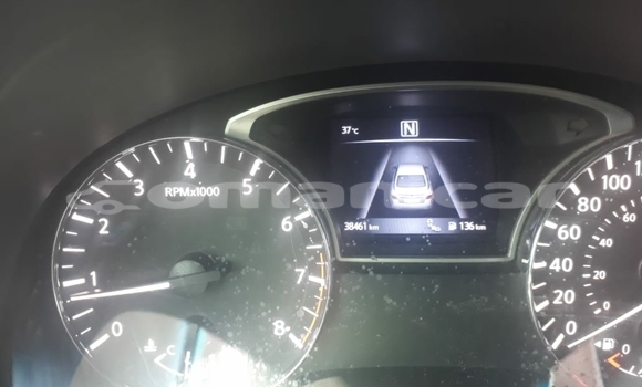 Buy Used Nissan Altima Silver Car in Qurayyat in Masqat Buy Used Nissan Altima Silver Car in Qurayyat in Masqat