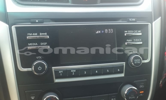 Buy Used Nissan Altima Silver Car in Qurayyat in Masqat Buy Used Nissan Altima Silver Car in Qurayyat in Masqat
