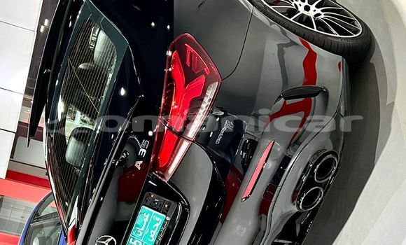 Buy Used Mercedes Viano Black Car in Muscat in Masqat Buy Used Mercedes Viano Black Car in Muscat in Masqat