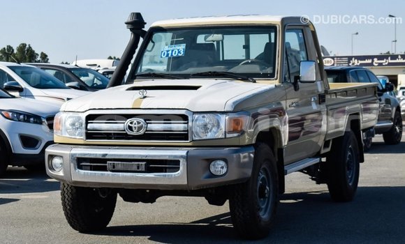 Buy Import Toyota Land Cruiser Beige Car in Import - Dubai in Dhufar Buy Import Toyota Land Cruiser Beige Car in Import - Dubai in Dhufar