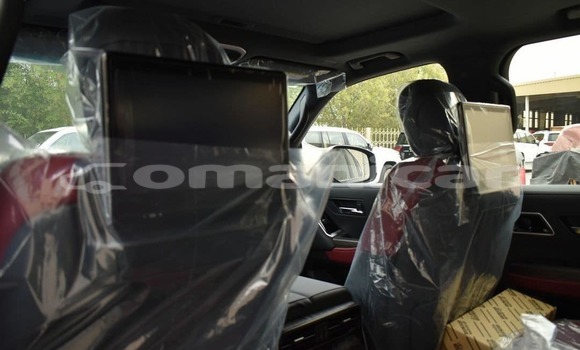 Buy New Toyota Land Cruiser Black Car in Muscat in Masqat Buy New Toyota Land Cruiser Black Car in Muscat in Masqat