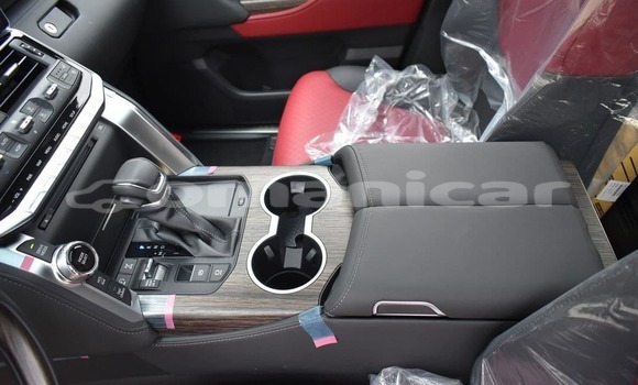 Buy New Toyota Land Cruiser Black Car in Muscat in Masqat Buy New Toyota Land Cruiser Black Car in Muscat in Masqat