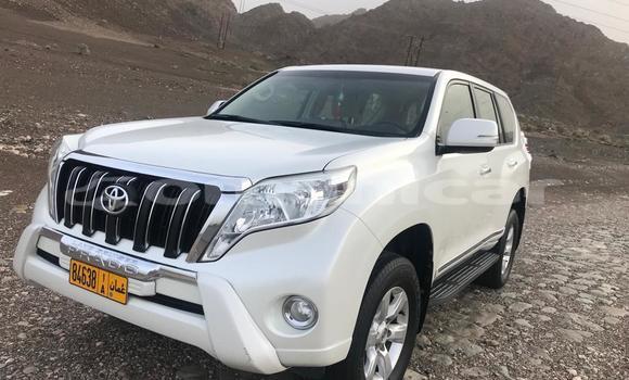 Buy Used Toyota Land Cruiser Prado White Car in Ibra in ash-Sharqiyah Buy Used Toyota Land Cruiser Prado White Car in Ibra in ash-Sharqiyah
