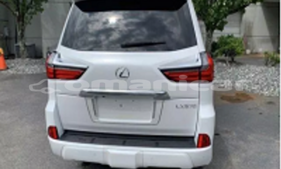 Buy Used Lexus LX White Car in al–Mudaybi in ash-Sharqiyah Buy Used Lexus LX White Car in al–Mudaybi in ash-Sharqiyah