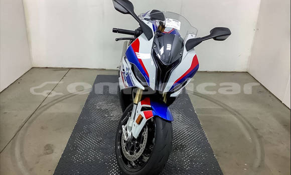 Buy Used BMW S 1000 White Bike in Muscat in Masqat Buy Used BMW S 1000 White Bike in Muscat in Masqat