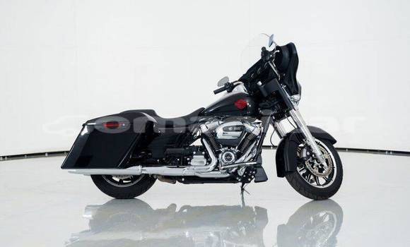 Buy Used Harley Davidson Electra Glide Black Bike in Muscat in Masqat Buy Used Harley Davidson Electra Glide Black Bike in Muscat in Masqat