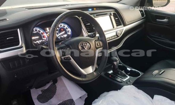 Buy Import Toyota Highlander Black Car in Import - Dubai in Dhufar Buy Import Toyota Highlander Black Car in Import - Dubai in Dhufar
