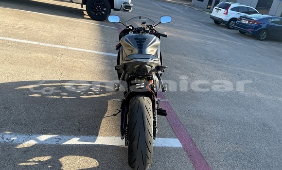 Buy Used Yamaha R1 Other Bike in Muscat in Masqat Buy Used Yamaha R1 Other Bike in Muscat in Masqat