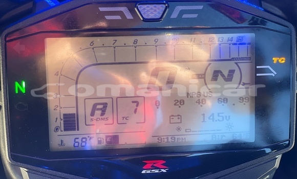 Buy Used Suzuki GSX–R Blue Bike in Muscat in Masqat Buy Used Suzuki GSX–R Blue Bike in Muscat in Masqat