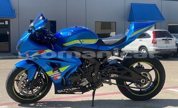 Buy Used Suzuki GSX–R Blue Bike in Muscat in Masqat Buy Used Suzuki GSX–R Blue Bike in Muscat in Masqat