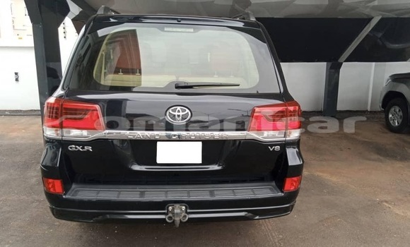 Buy Used Toyota Land Cruiser Black Car in Masqat in Masqat Buy Used Toyota Land Cruiser Black Car in Masqat in Masqat