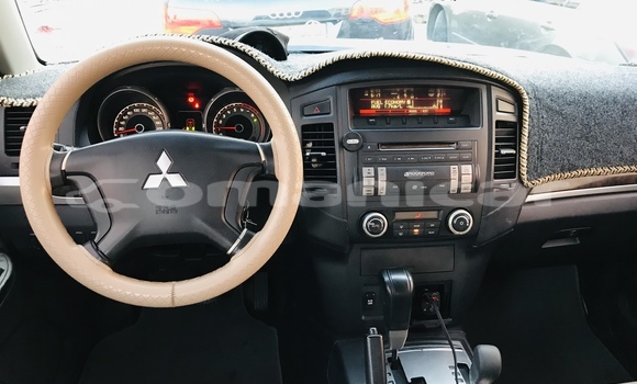 Buy Used Mitsubishi Pajero White Car in Muscat in Masqat Buy Used Mitsubishi Pajero White Car in Muscat in Masqat