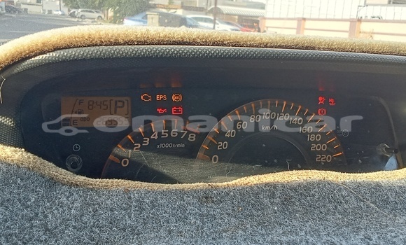 Buy Used Daihatsu Materia Silver Car in Muscat in Masqat