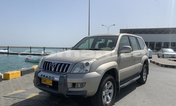 Buy Used Toyota Prado Beige Car in Suhar in al-Batinah Buy Used Toyota Prado Beige Car in Suhar in al-Batinah