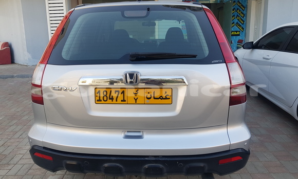 Buy Used Honda CR–V Silver Car in as–Sib in Masqat Buy Used Honda CR–V Silver Car in as–Sib in Masqat