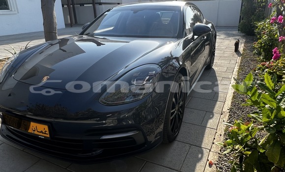 Buy Used Porsche Panamera Blue Car in Qurm in Masqat