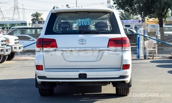 Buy Import Toyota Land Cruiser White Car in Import - Dubai in Dhufar Buy Import Toyota Land Cruiser White Car in Import - Dubai in Dhufar