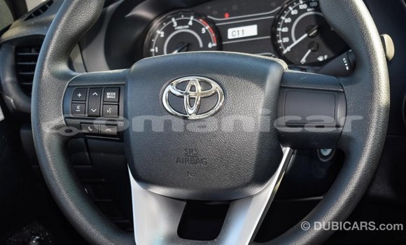Buy Import Toyota Hilux White Car in Import - Dubai in Dhufar Buy Import Toyota Hilux White Car in Import - Dubai in Dhufar