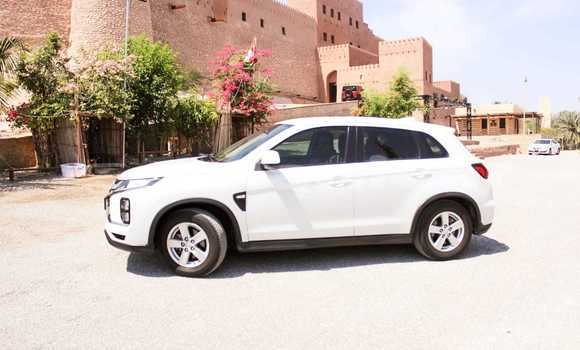Buy Used Mitsubishi ASX White Car in Azaiba in Masqat