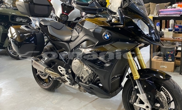 Buy Used BMW S 1000 Black Bike in Muscat in Masqat Buy Used BMW S 1000 Black Bike in Muscat in Masqat