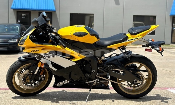 Buy Used Yamaha YZF Other Bike in Muscat in Masqat Buy Used Yamaha YZF Other Bike in Muscat in Masqat