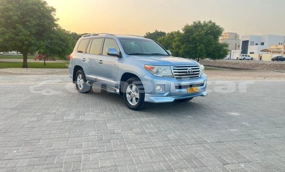 Buy Used Toyota Land Cruiser Blue Car in Masqat in Masqat Buy Used Toyota Land Cruiser Blue Car in Masqat in Masqat