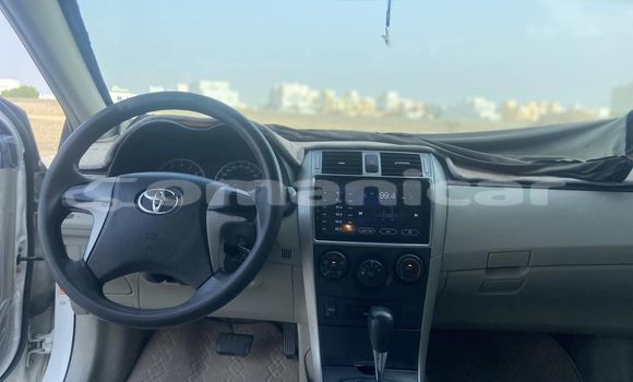 Buy Used Toyota Corolla White Car in Masqat in Masqat Buy Used Toyota Corolla White Car in Masqat in Masqat