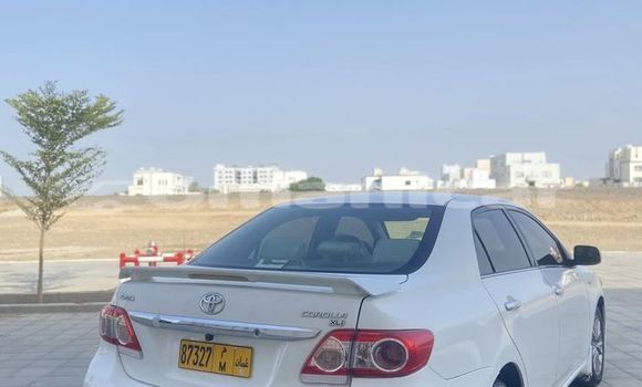 Buy Used Toyota Corolla White Car in Masqat in Masqat Buy Used Toyota Corolla White Car in Masqat in Masqat