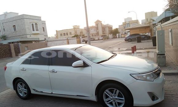 Buy Used Toyota Camry White Car in Muscat in Masqat Buy Used Toyota Camry White Car in Muscat in Masqat