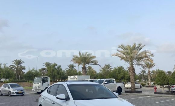 Buy Used Toyota Camry White Car in Masqat in Masqat Buy Used Toyota Camry White Car in Masqat in Masqat