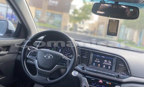 Buy Used Toyota Camry White Car in Masqat in Masqat Buy Used Toyota Camry White Car in Masqat in Masqat