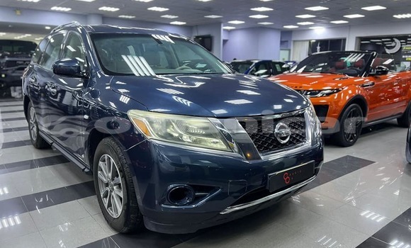 Buy Used Nissan Pathfinder Other Car in Masqat in Masqat