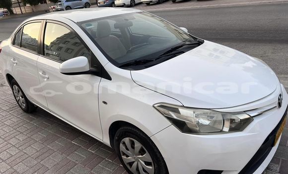 Buy Used Toyota Yaris White Car in Masqat in Masqat Buy Used Toyota Yaris White Car in Masqat in Masqat