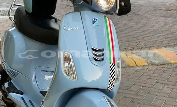 Buy Used Vespa LX Blue Bike in Muscat in Masqat Buy Used Vespa LX Blue Bike in Muscat in Masqat