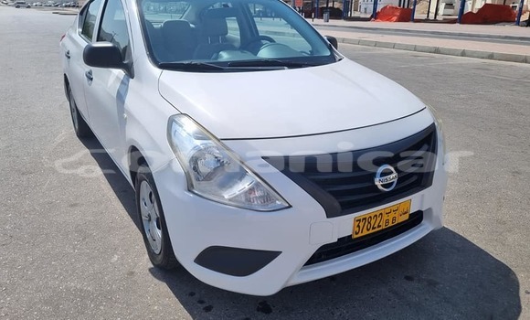 Buy Used Nissan Sunny White Car in Masqat in Masqat Buy Used Nissan Sunny White Car in Masqat in Masqat