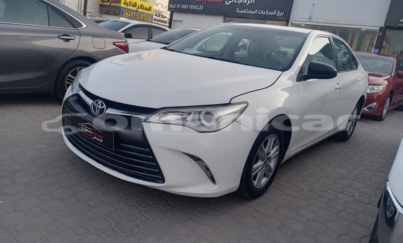 Buy Used Toyota Camry White Car in Masqat in Masqat Buy Used Toyota Camry White Car in Masqat in Masqat