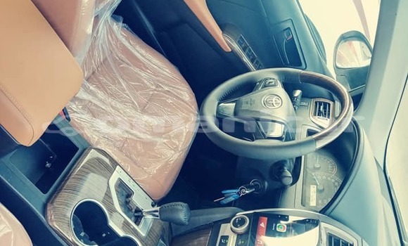 Buy Used Toyota Camry White Car in Masqat in Masqat Buy Used Toyota Camry White Car in Masqat in Masqat