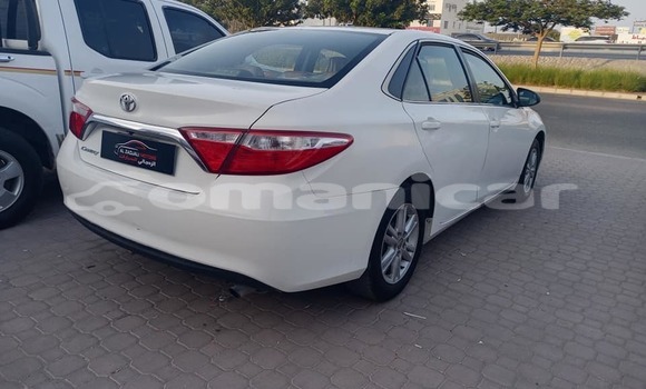 Buy Used Toyota Camry White Car in Masqat in Masqat Buy Used Toyota Camry White Car in Masqat in Masqat