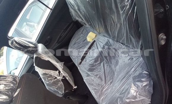 Buy Used Toyota Yaris Black Car in Masqat in Masqat Buy Used Toyota Yaris Black Car in Masqat in Masqat