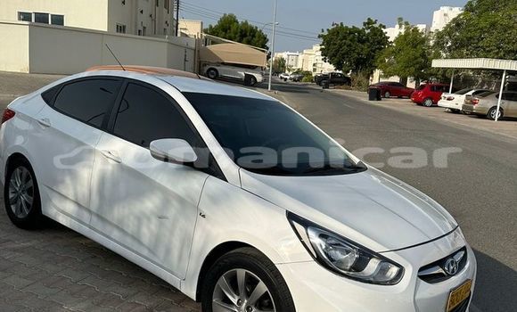 Buy Used Hyundai Accent White Car in Masqat in Masqat Buy Used Hyundai Accent White Car in Masqat in Masqat