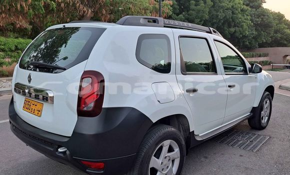 Buy Used Renault Duster White Car in Masqat in Masqat Buy Used Renault Duster White Car in Masqat in Masqat