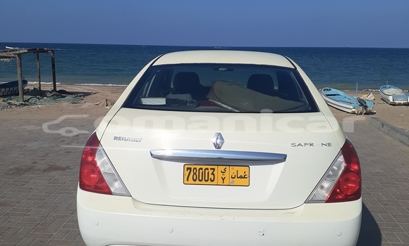 Buy Used Renault Safrane White Car in Azaiba in Masqat Buy Used Renault Safrane White Car in Azaiba in Masqat