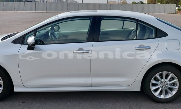 Buy Used Toyota Corolla White Car in Masqat in Masqat Buy Used Toyota Corolla White Car in Masqat in Masqat