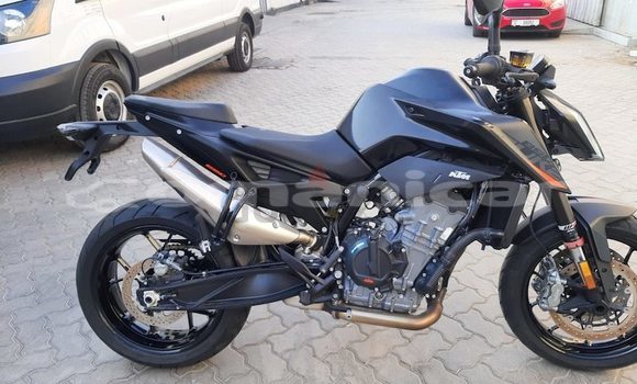 Buy Used KTM Duke Black Bike in Muscat in Masqat Buy Used KTM Duke Black Bike in Muscat in Masqat
